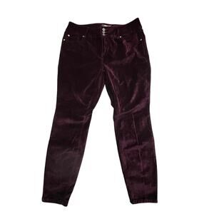 Torrid Women 16 Tall Velvet Jeggings Burgundy Skinny Pants Date Night Goth ￼